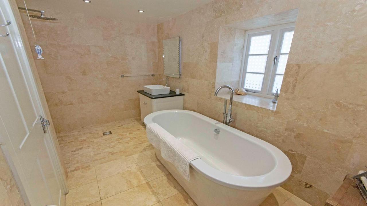 Crowborough Farm - Impressive & Sophisicated Home Surrounded By Unspoilt Countryside In Georgeham - Dog Friendly, Sleeps 14 Экстерьер фото